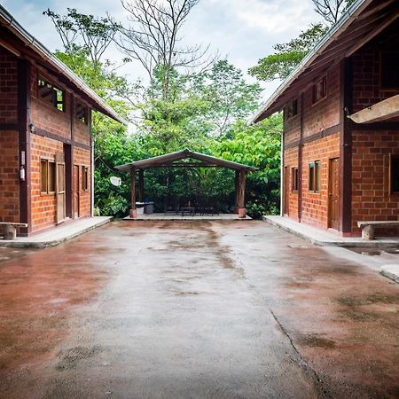 Hosteria Las Heliconias Tena Exterior photo