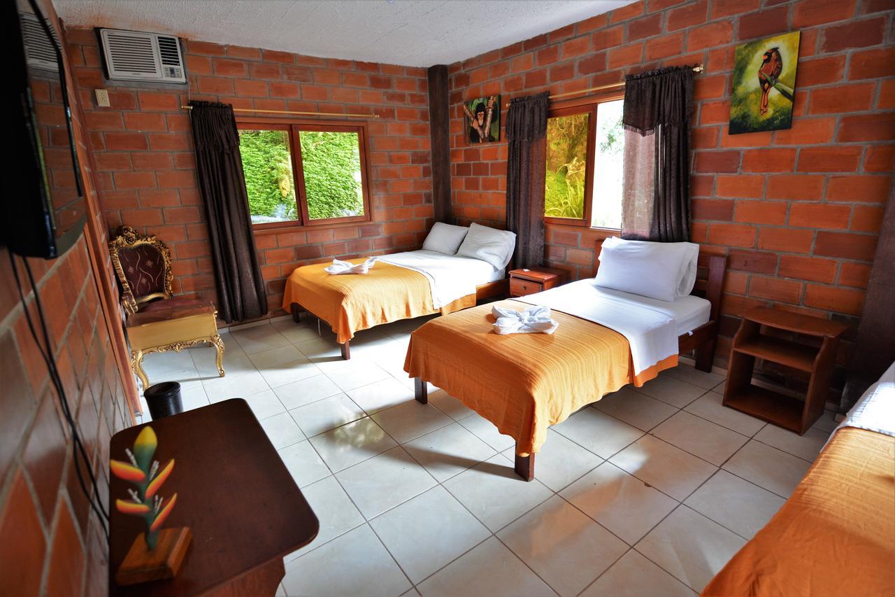 Hosteria Las Heliconias Tena Exterior photo