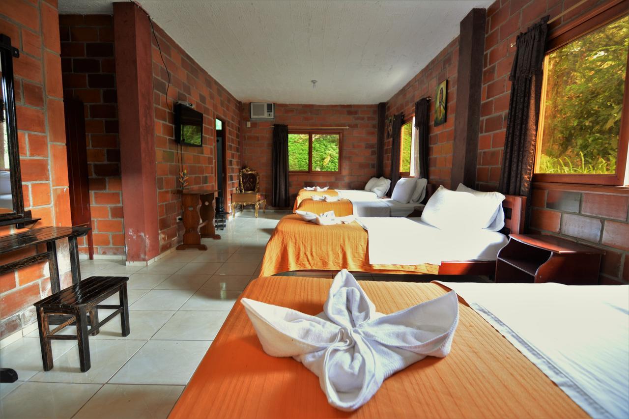 Hosteria Las Heliconias Tena Exterior photo